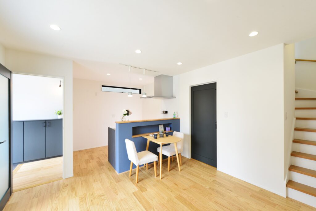 岡山市北区今7丁目　2号棟