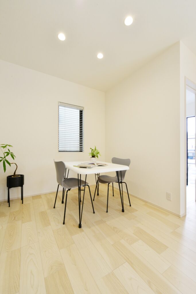 岡山市北区番町1丁目　2号棟